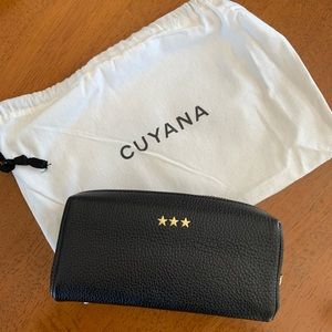 Cuyana Tech Case with Star Monogram